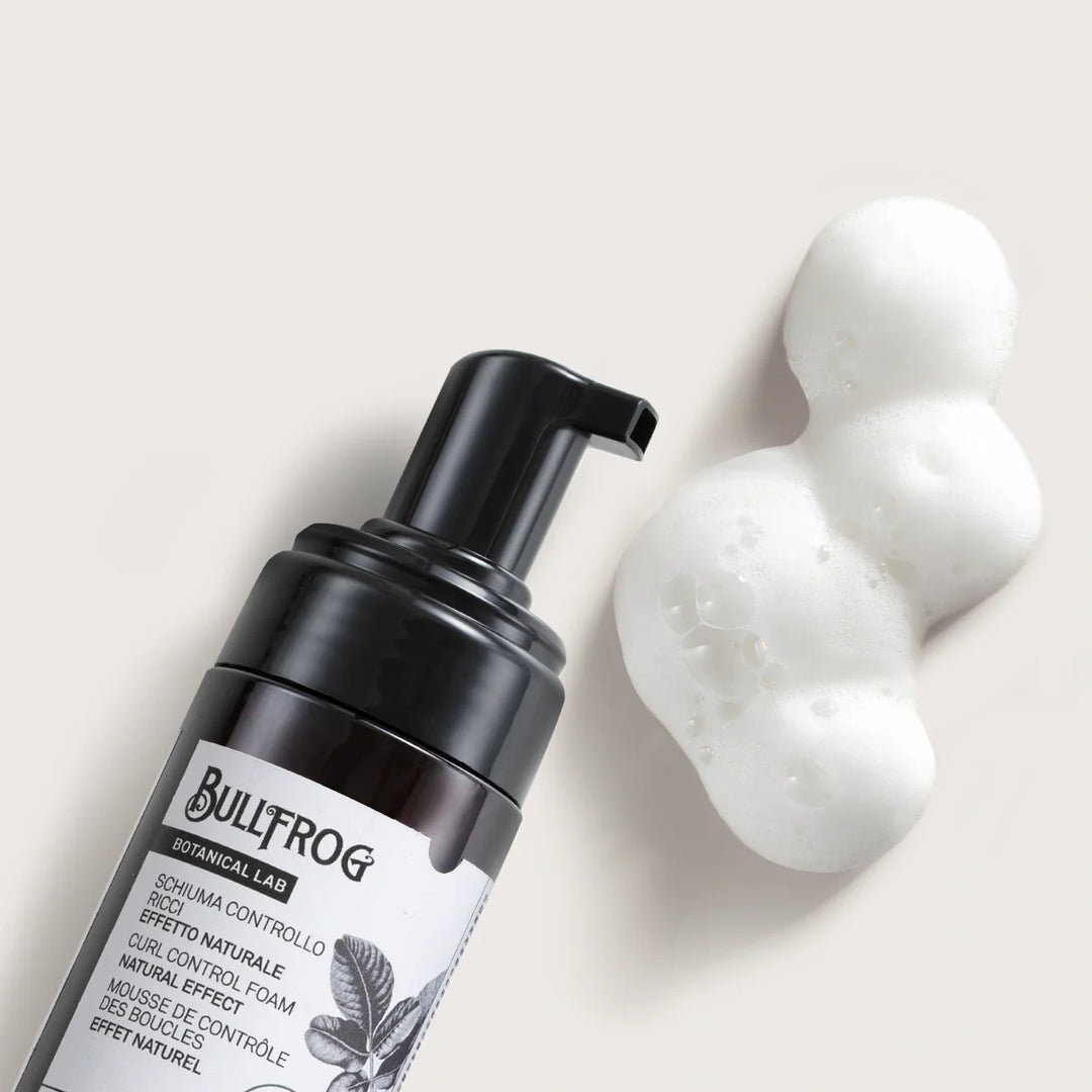 mousse de contrôle des boucles