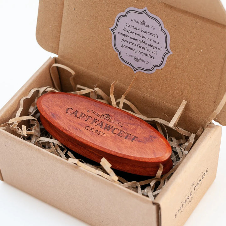 Brosse à moustache en poils de sanglier